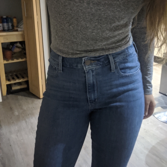 High Waisted Levi's 721 - Picture 6 of 6
